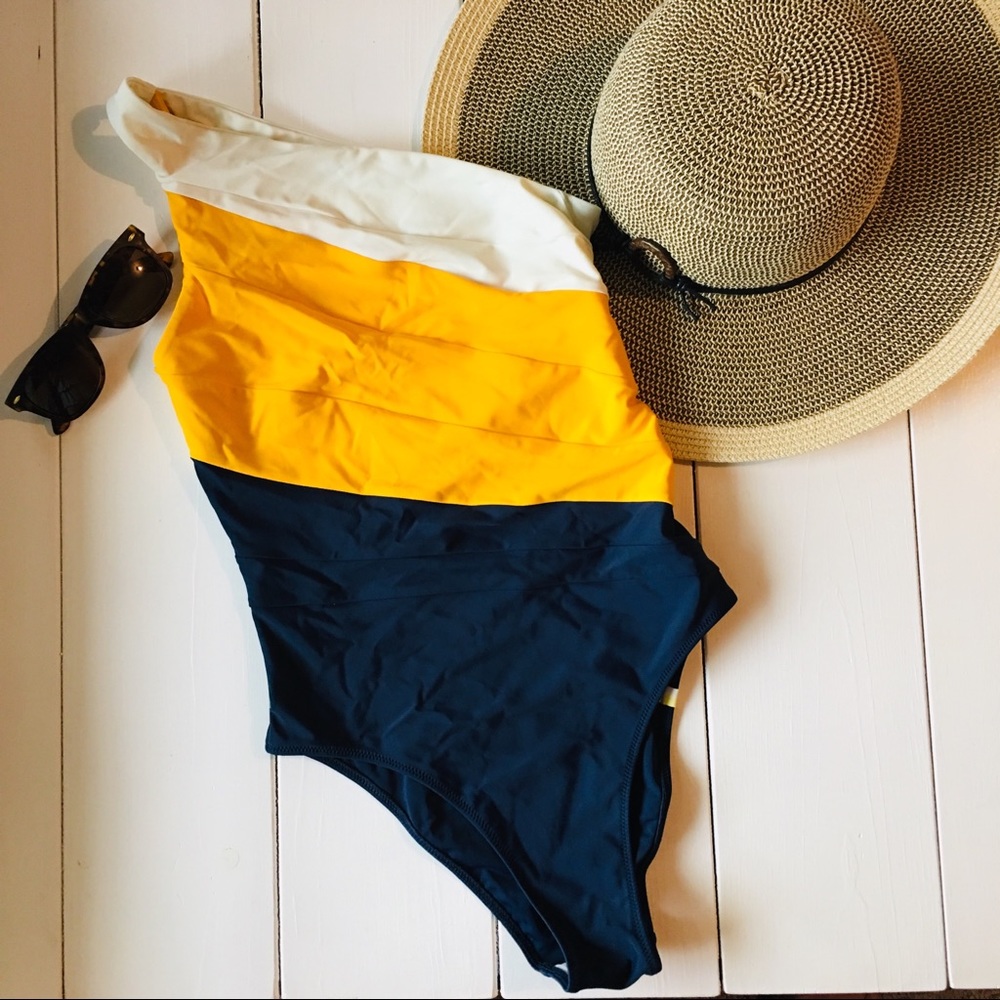 Summersalt Sidestroke One Piece Swimsuit